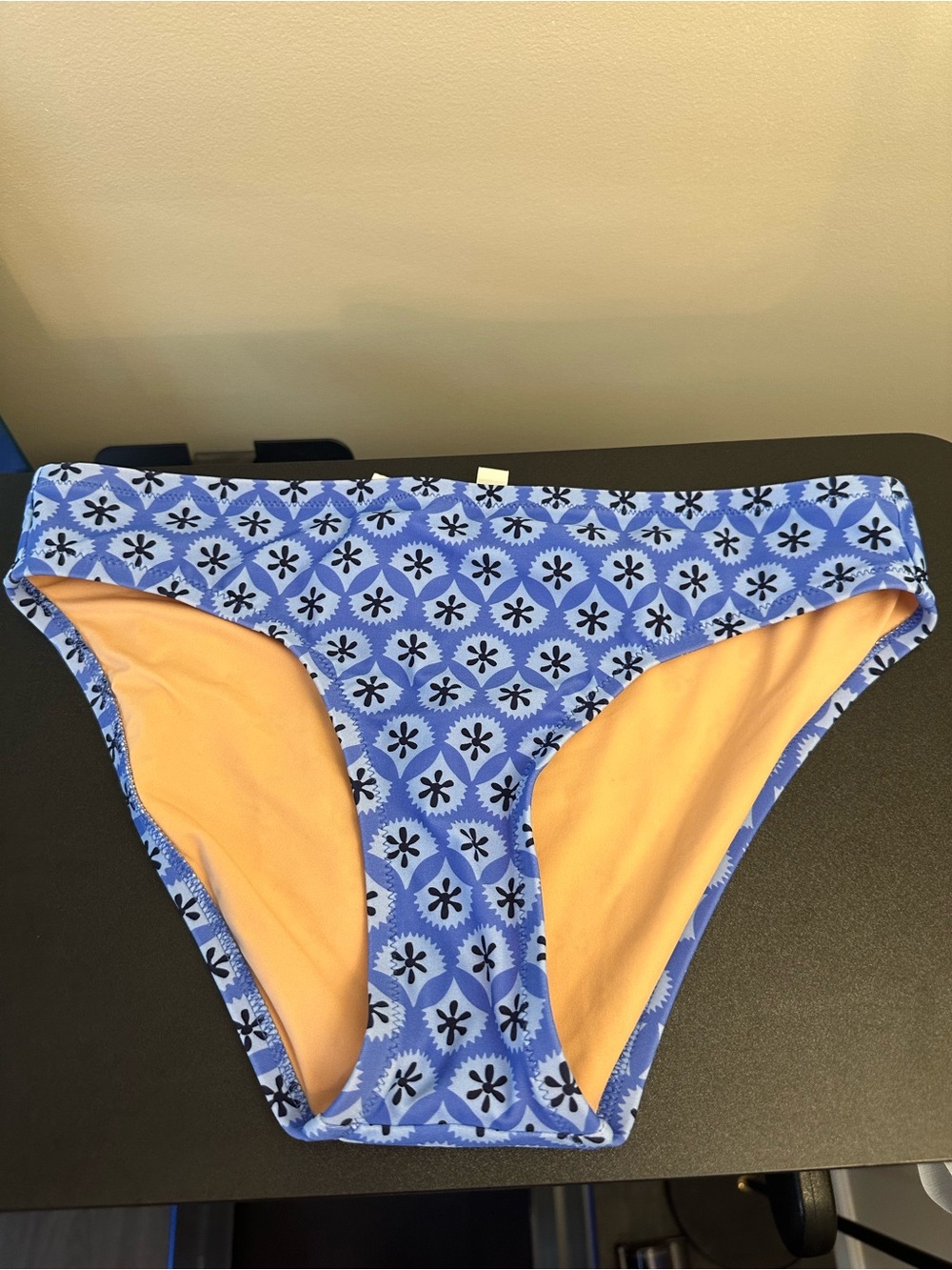 Blue Floral Print Bikini Set size small NWT - Picture 9 of 10
